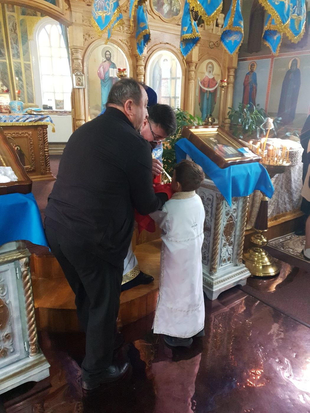 «Trupul lui Hristos primiți, din izvorul cel fără de moarte gustați»